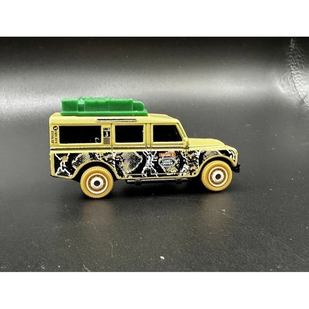 MATCHBOX Safari Unit 3 1965 LAND ROVER GEN II 2018 LOOSE Diecast Camouflage 1:64